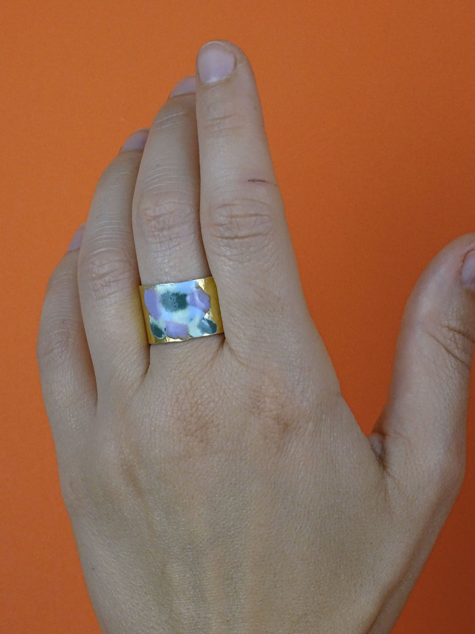 C comme colors : bague en argent émaillée